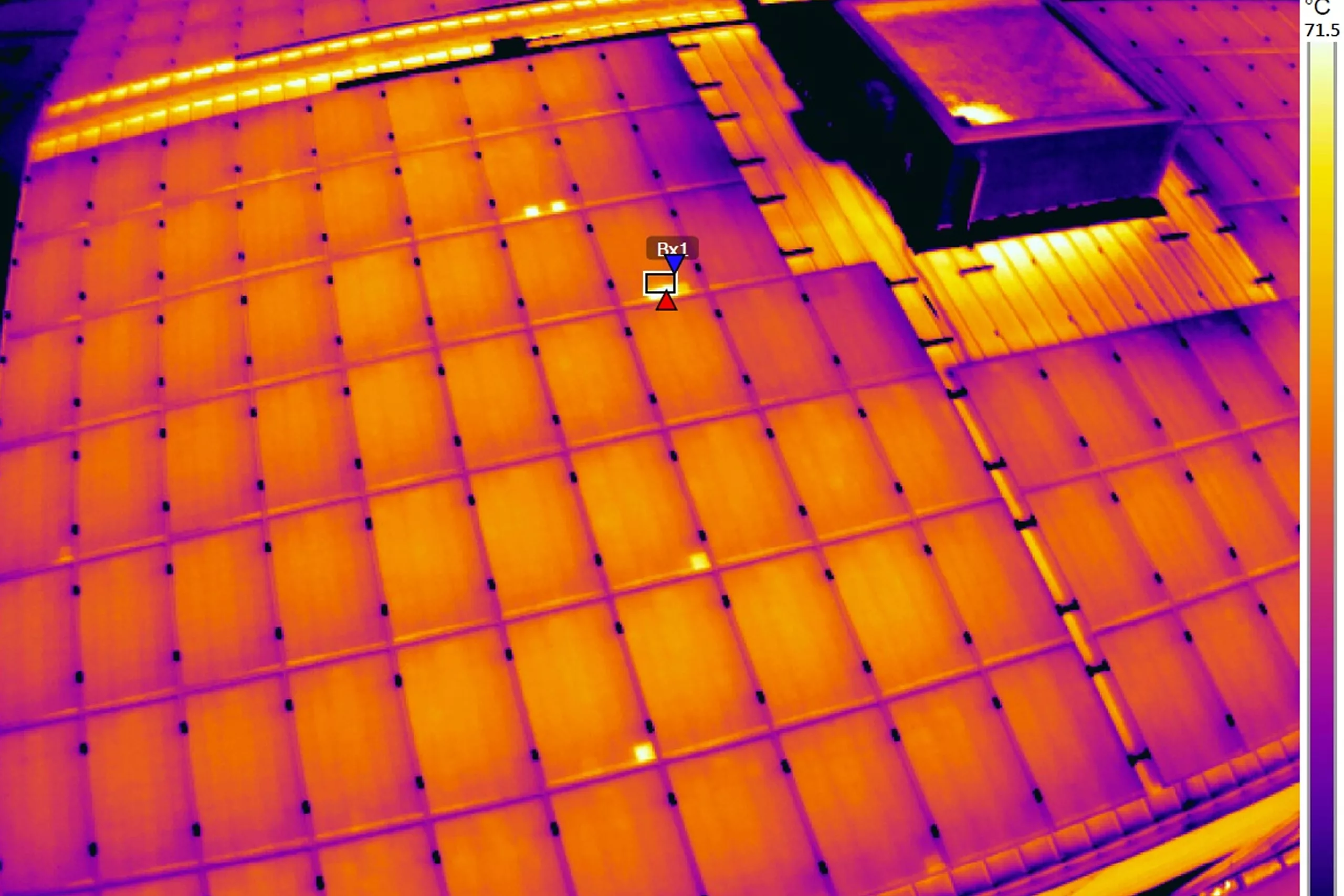 Inspection panneaux solaireInspection panneaux photovoltaïqueDronesthermiqueEnergies renouvelables